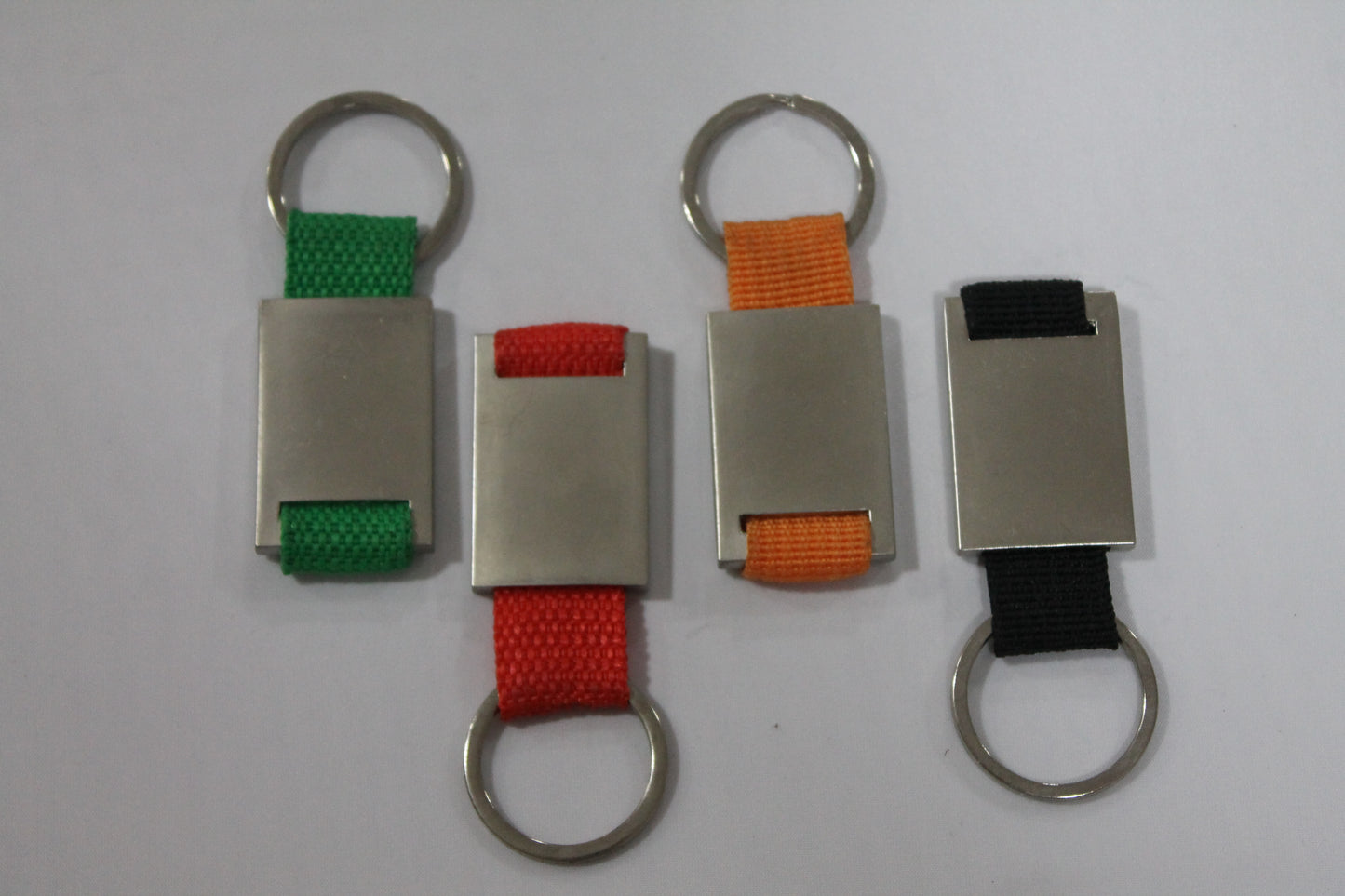 LLAVERO 1826 BANDA COLORES C/METAL LUJO